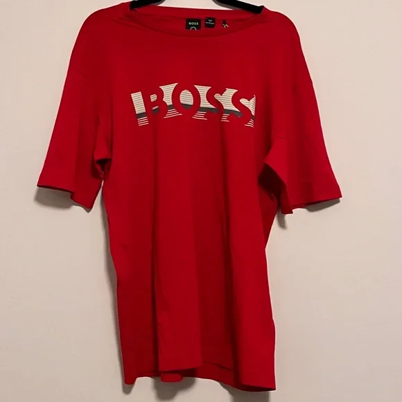Hugo Boss T-Shirt - Picture 1 of 4